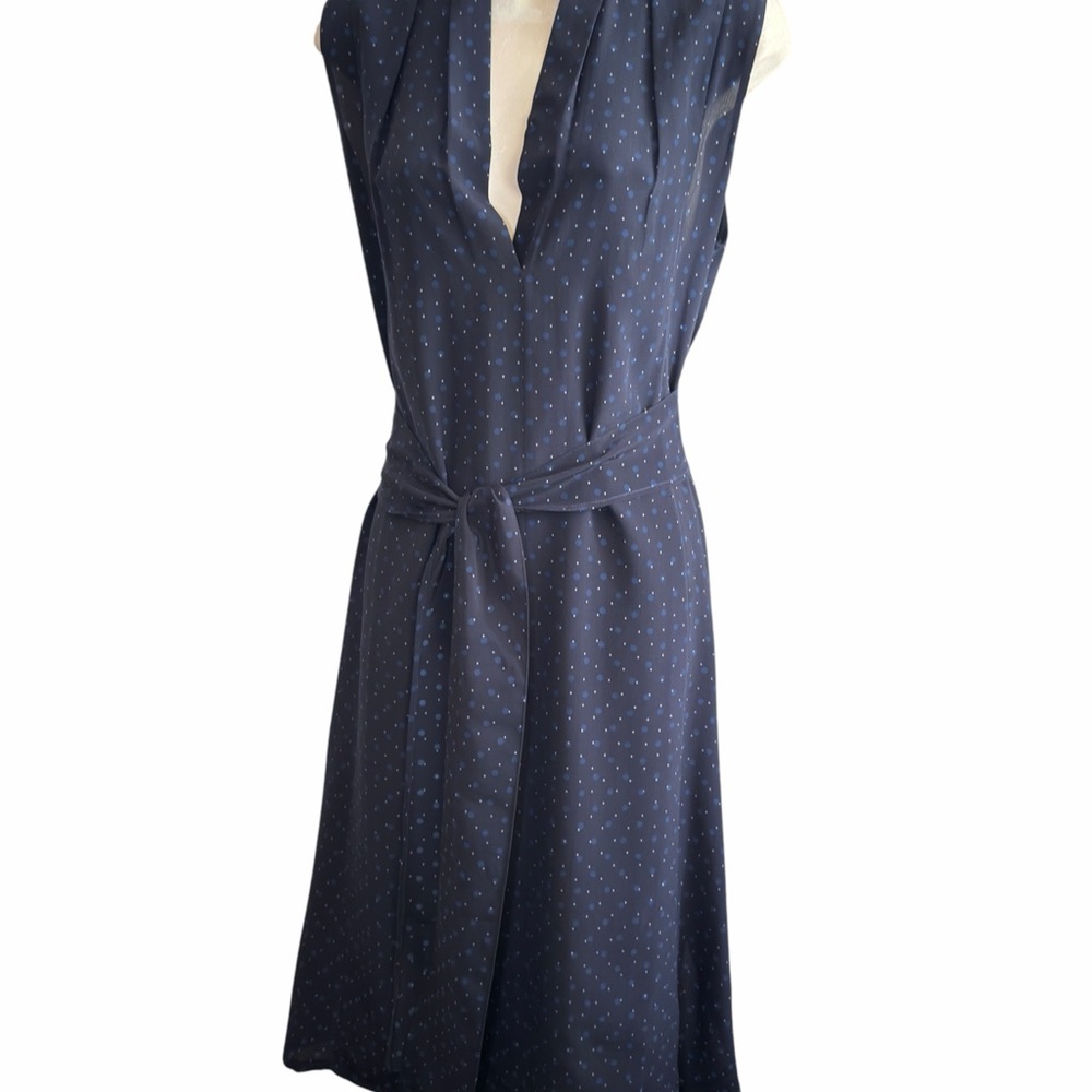 Vince Blue Silk Polka Dot Midi Dress M Sleeveless V Neck Casual Cocktail Pockets - Picture 14 of 16